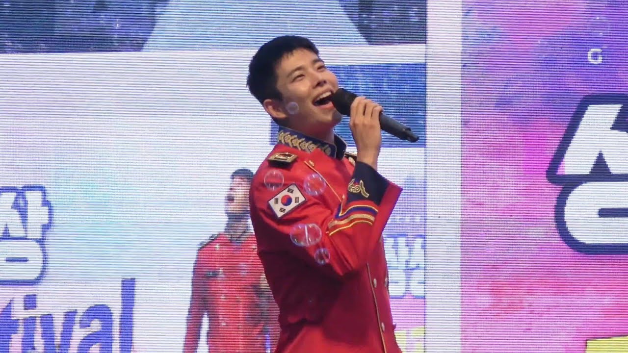 Behind-the-scenes cut of MJ (ASTRO)