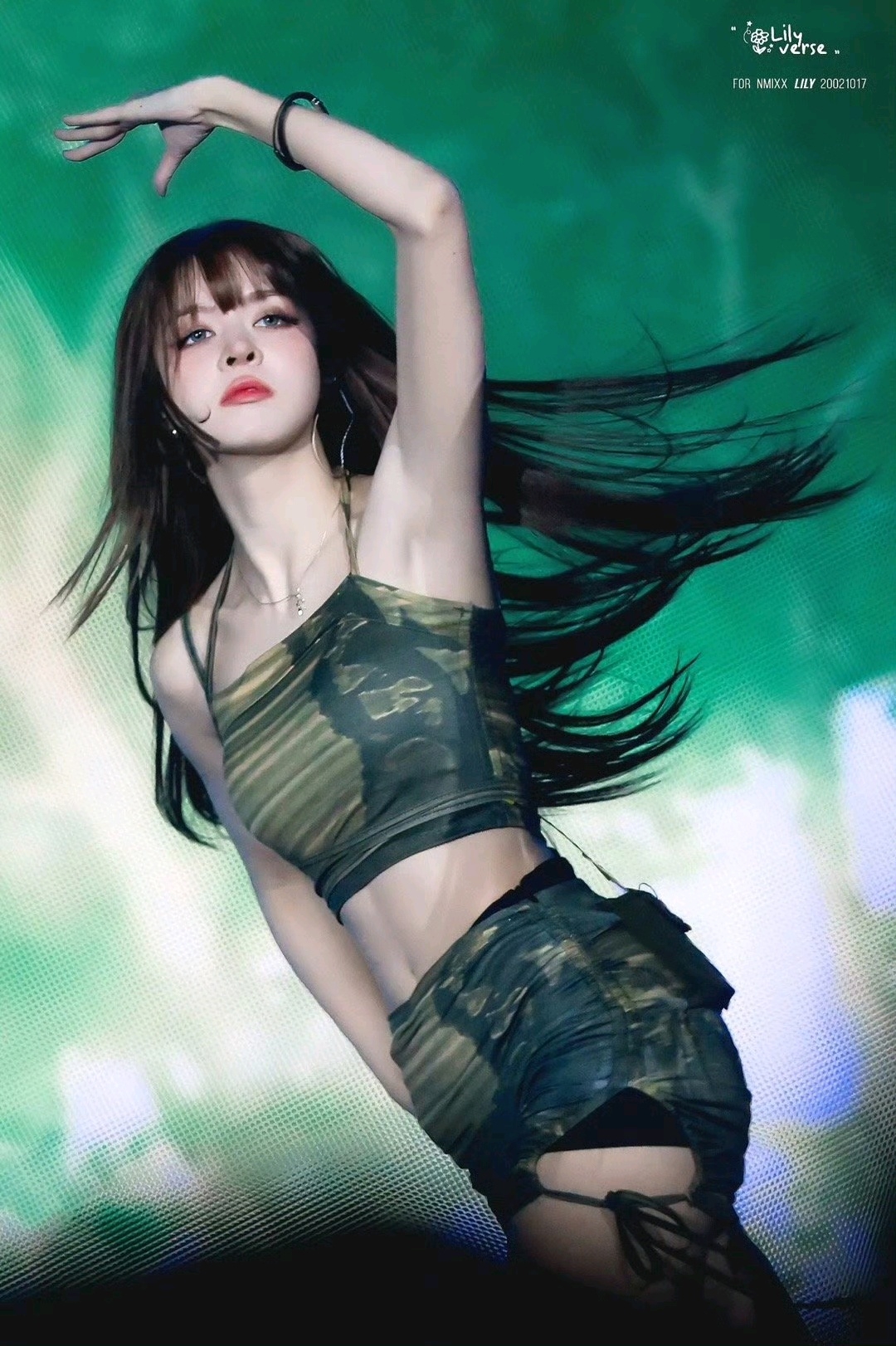A moment captured by NMIXX's fan
