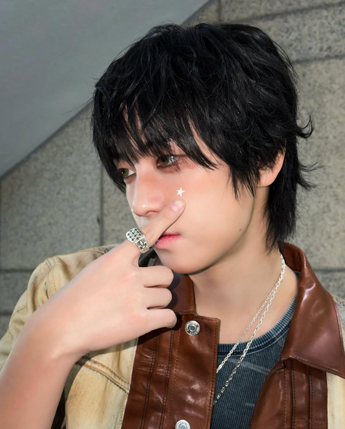 Behind-the-scenes cut of Taki (&TEAM)