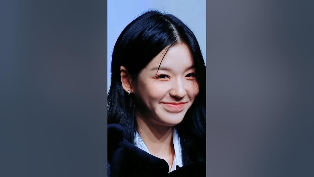 A moment captured by Soodam (SECRET NUMBER)'s fan