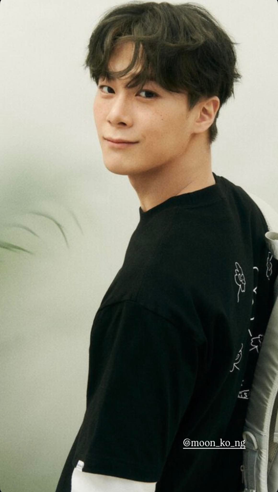Fandom-recommended wallpaper image of Moonbin (ASTRO)