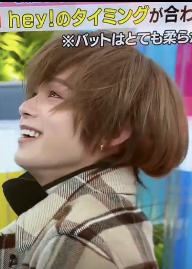 Behind-the-scenes cut of K (&TEAM)