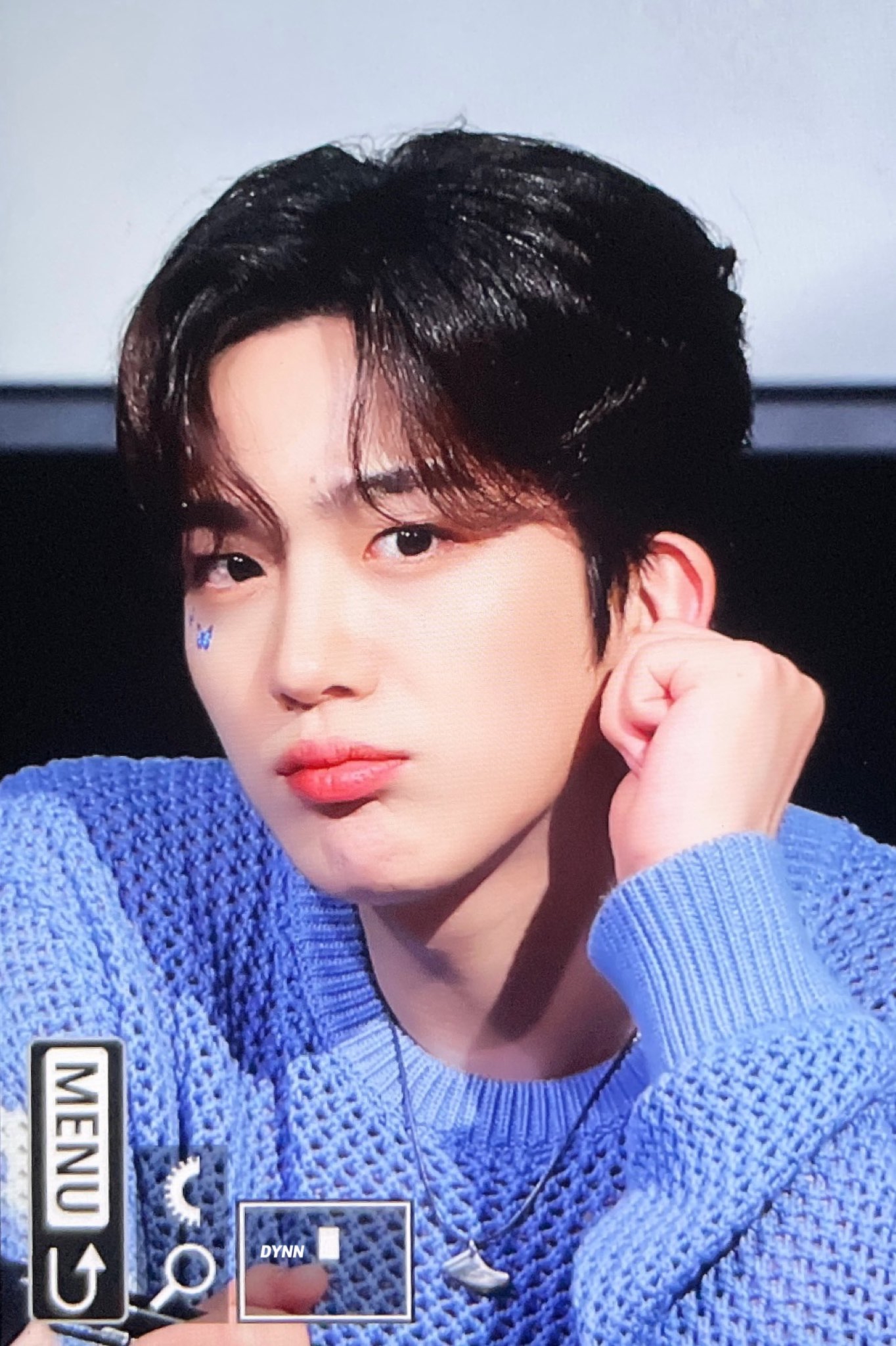 Behind-the-scenes cut of Kim Yohan (WEi)