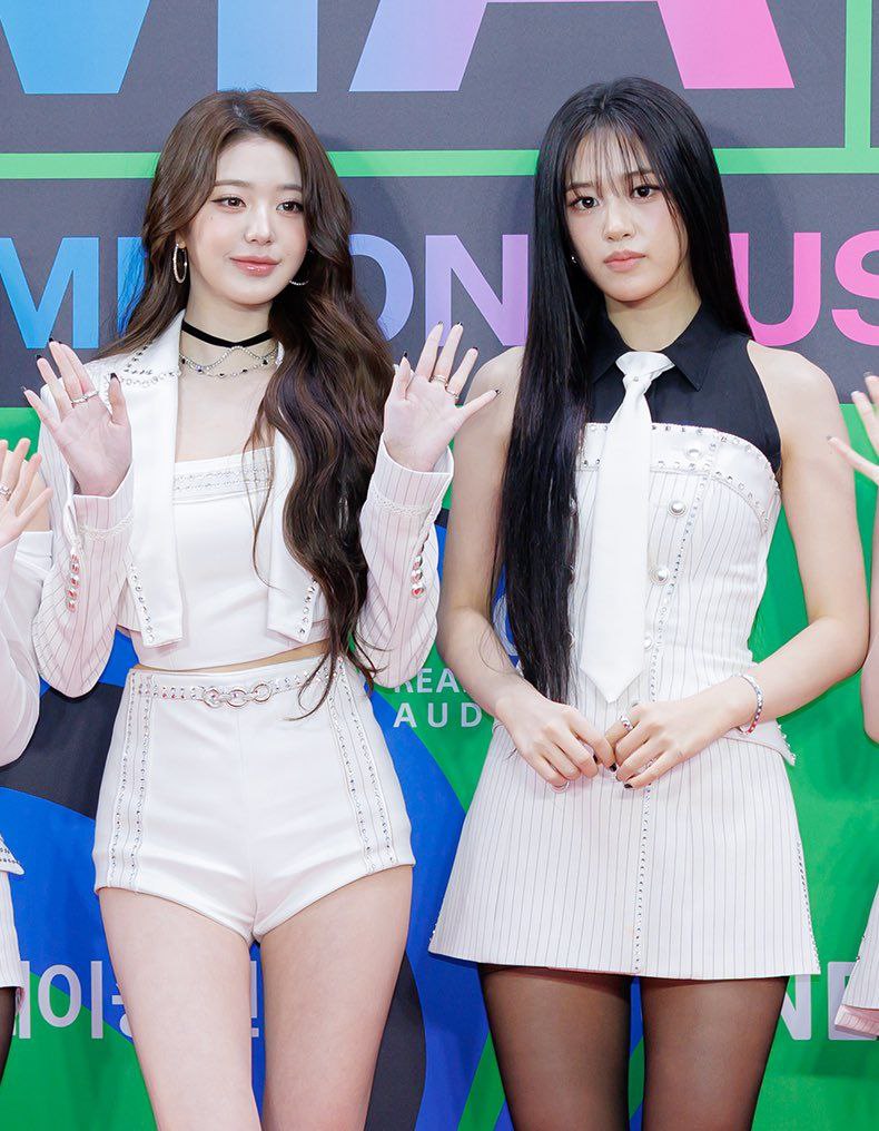 A moment captured by Jang Wonyoung (IVE)'s fan