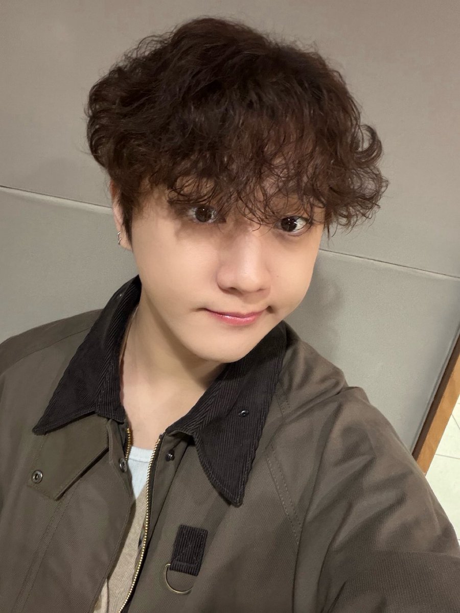 A moment captured by GoldenChild's fan