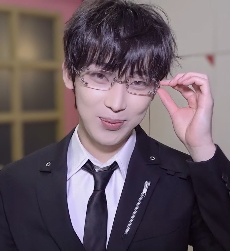 Foto aktivitas terbaru Sunoo (ENHYPEN)