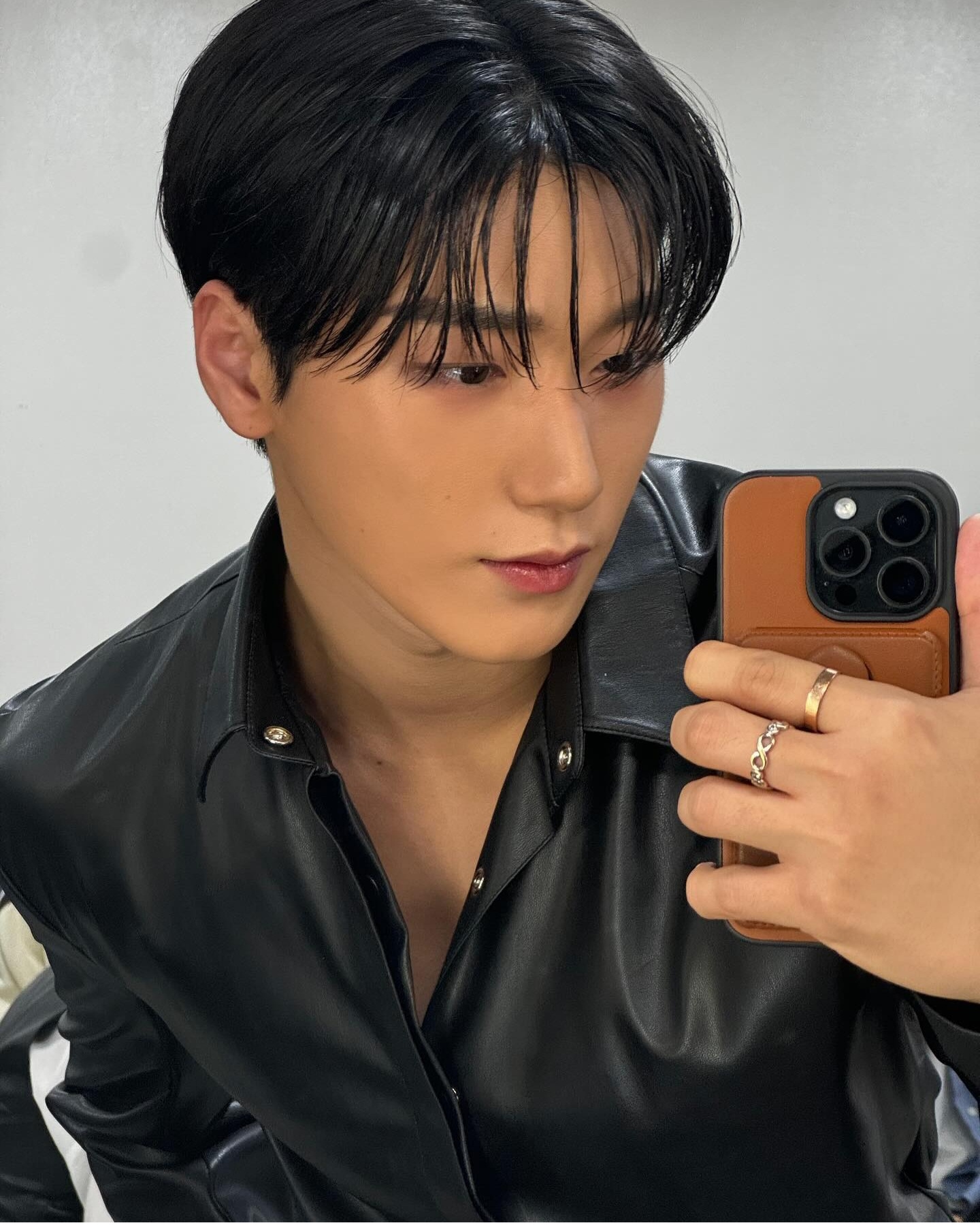 A moment captured by San (ATEEZ)'s fan