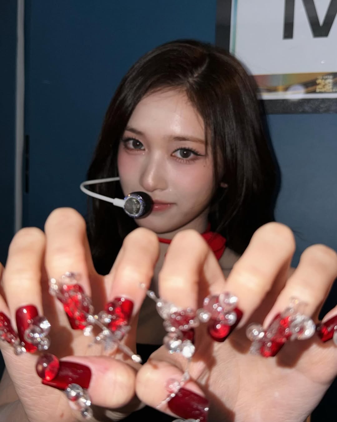 Recent activity shot of Leeseo (IVE)