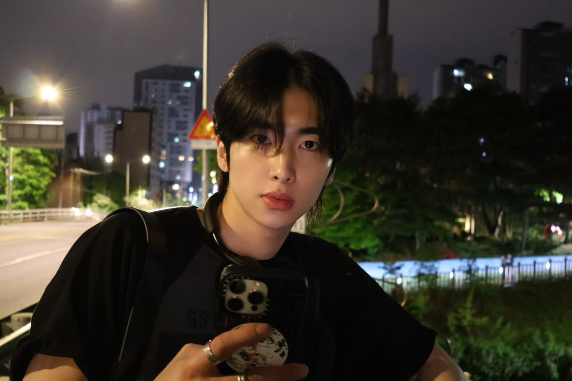 A moment captured by Xiao (UP10TION)'s fan