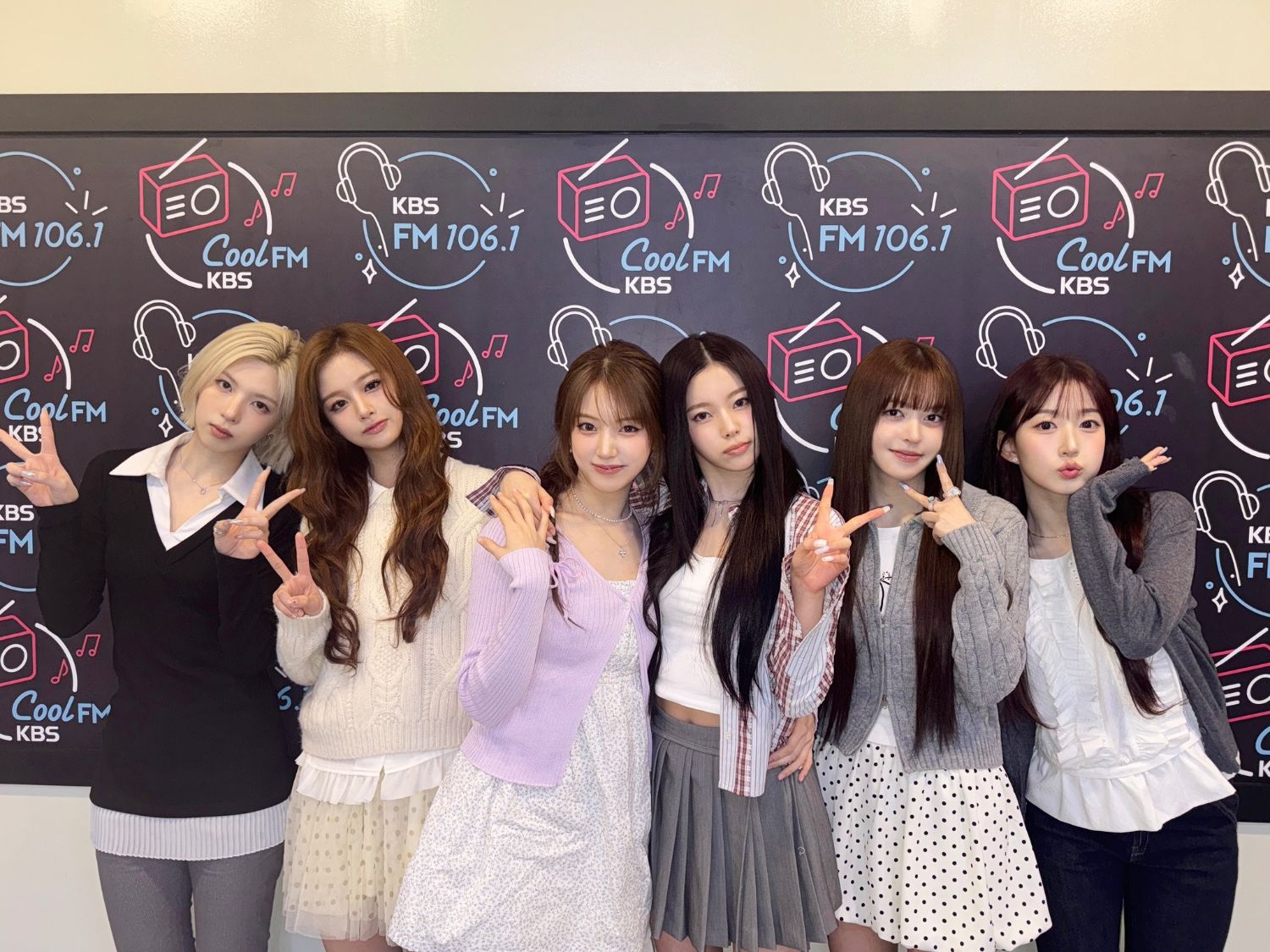 Recent activity shot of NMIXX