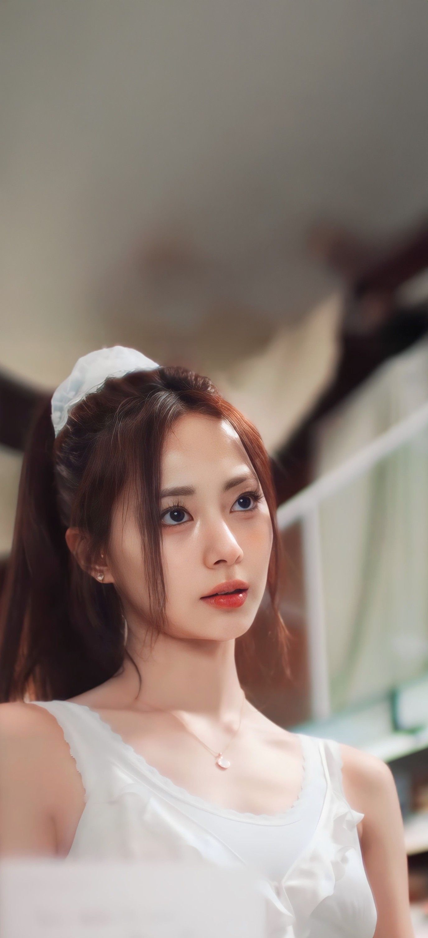 Foto aktivitas terbaru Tzuyu (TWICE)