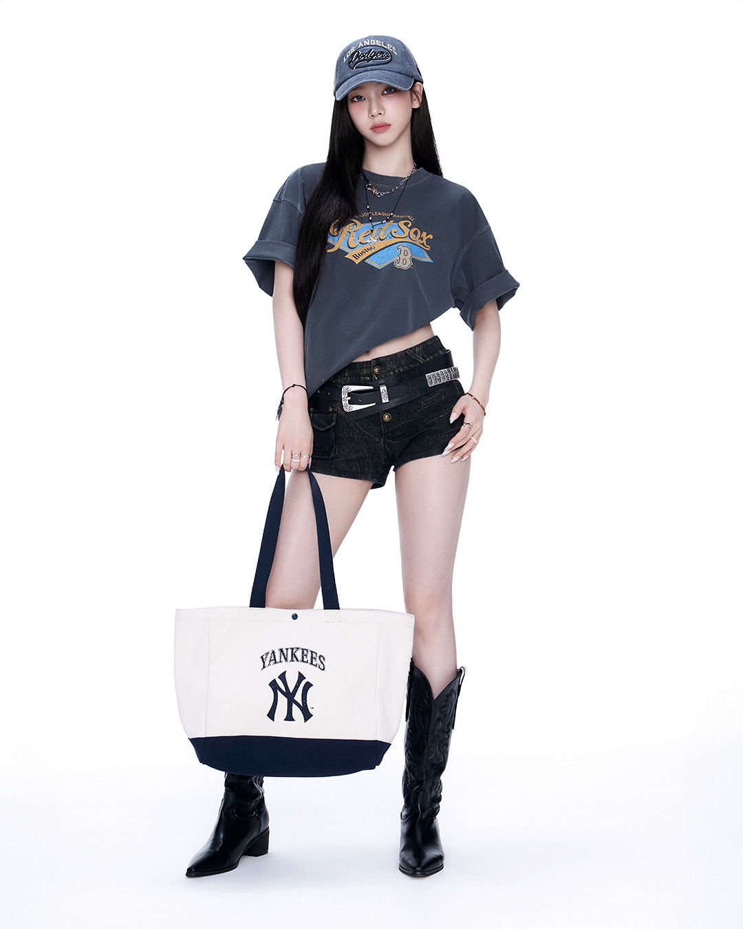 Latest photo of Karina (aespa)
