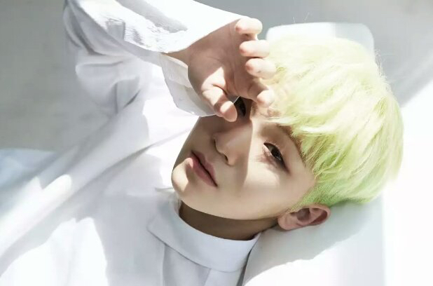 Behind-the-scenes cut of Woozi (SEVENTEEN)