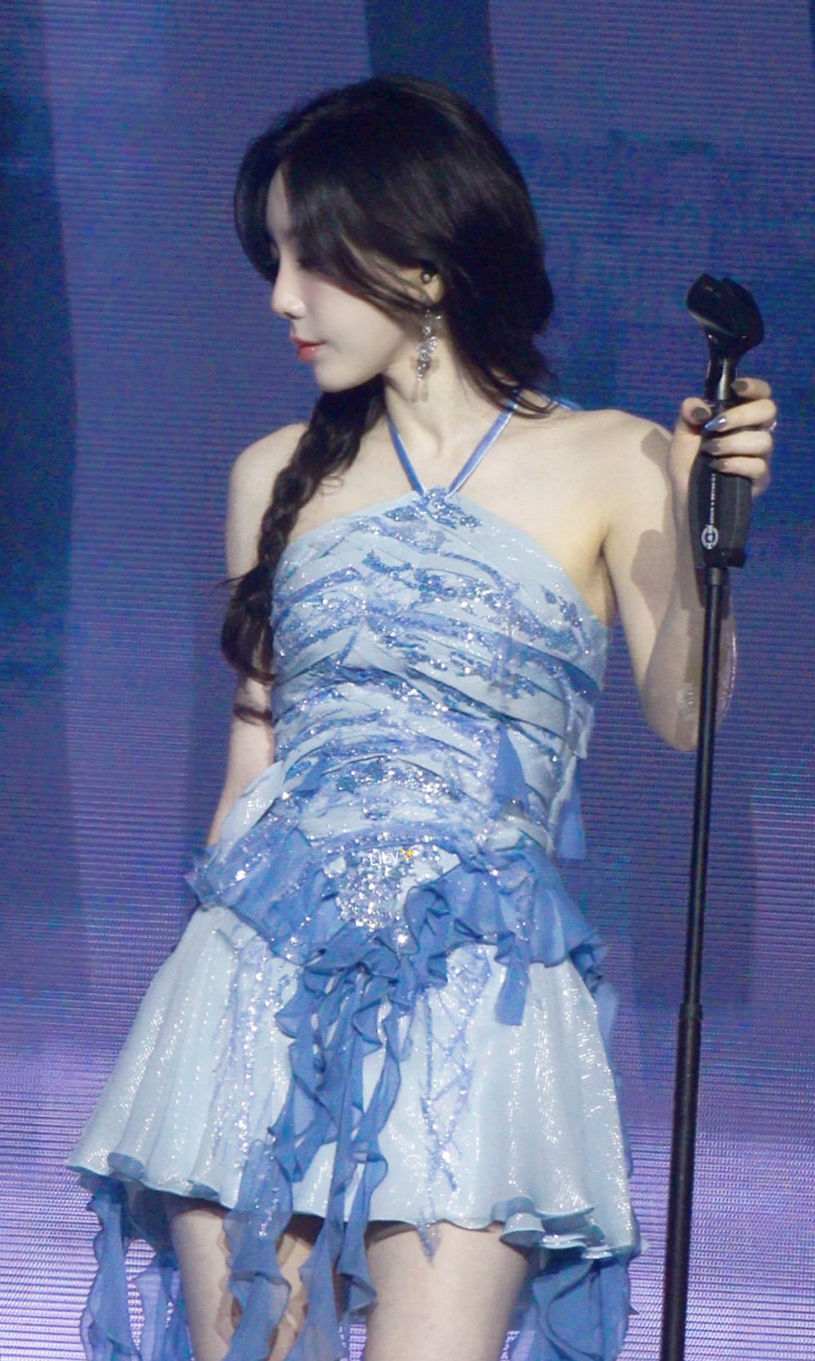 A heartfelt wallpaper shared by Taeyeon (Girls' Generation)'s fans