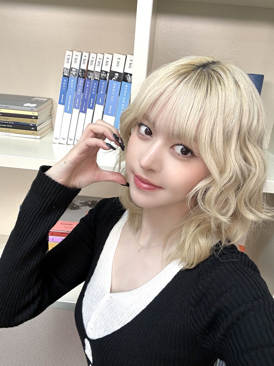 Latest photo of NMIXX