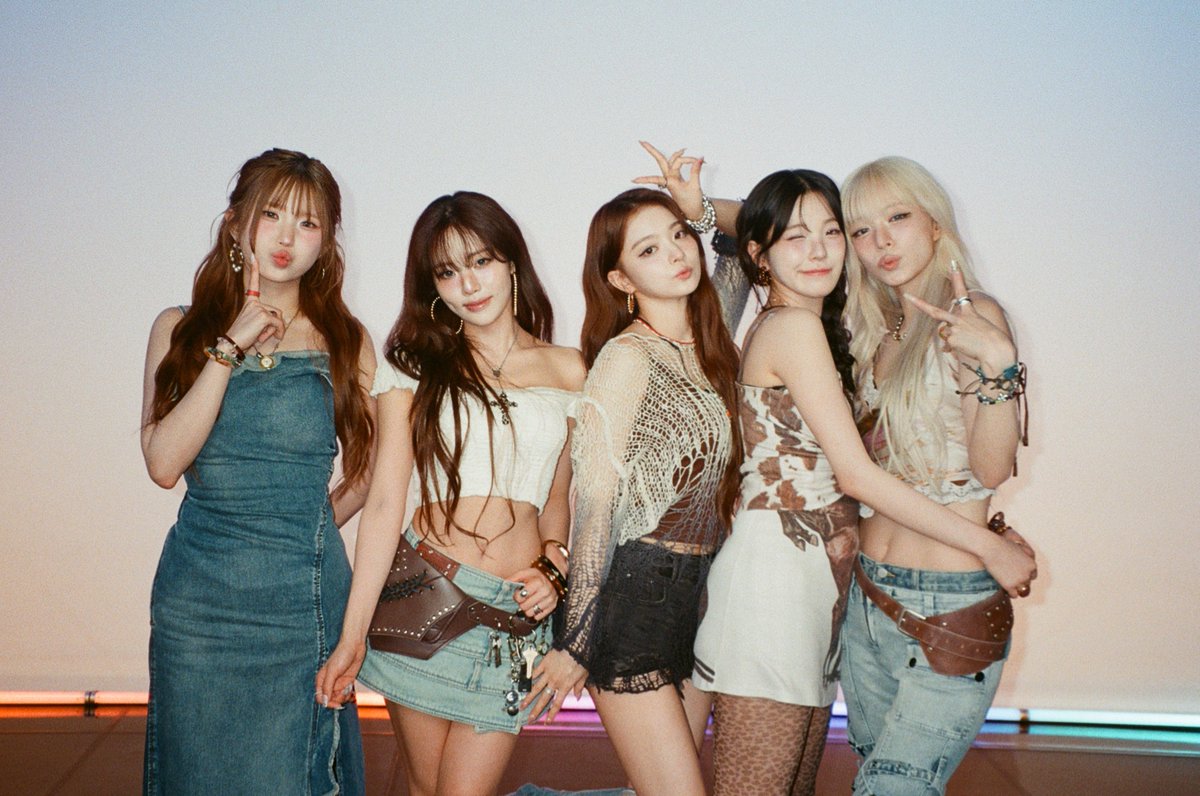 Recent activity shot of fromis (9)