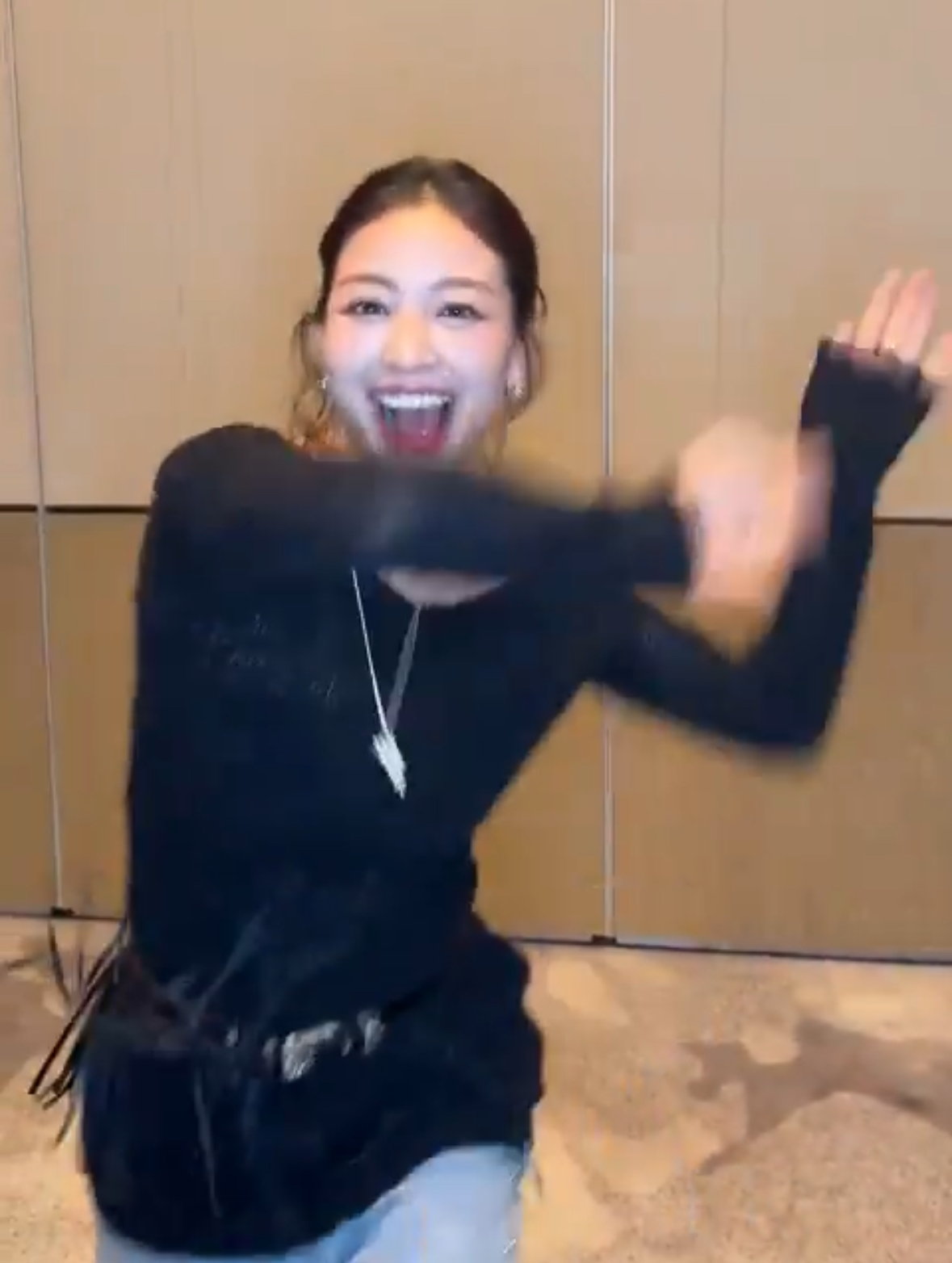 지효 (TWICE)의 비하인드 컷