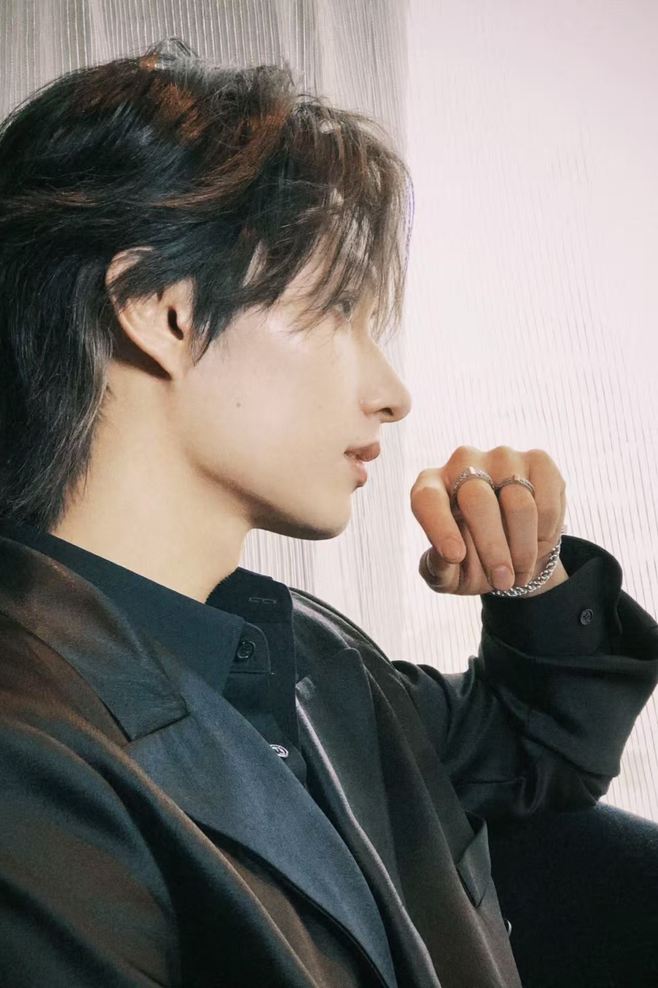 Latest photo of Jun (SEVENTEEN)