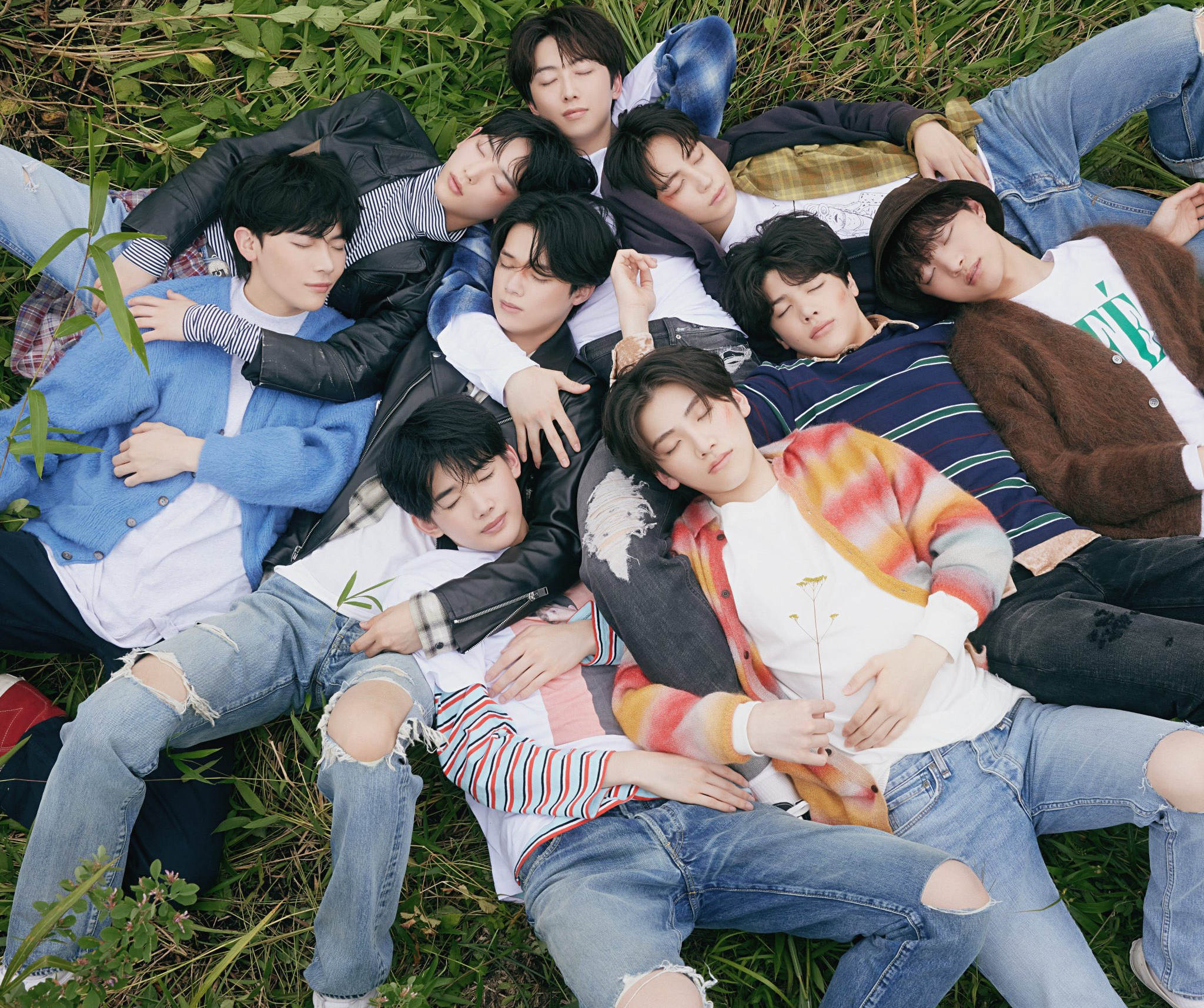 Recent activity shot of &TEAM