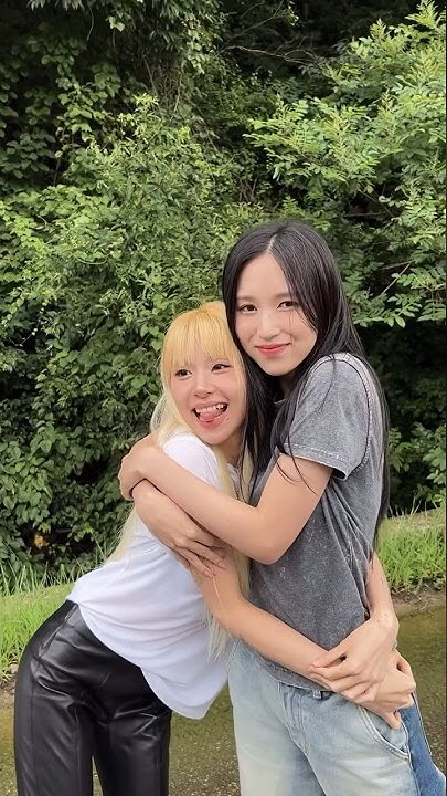 TWICE의 비하인드 컷
