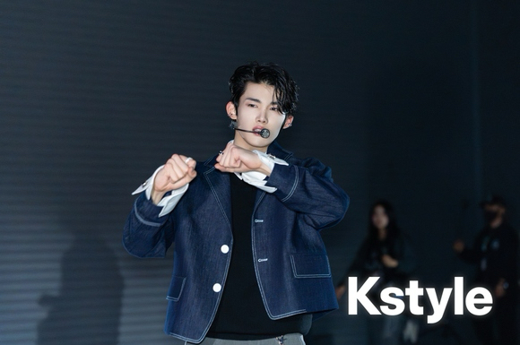 Recent activity shot of Jo (&TEAM)