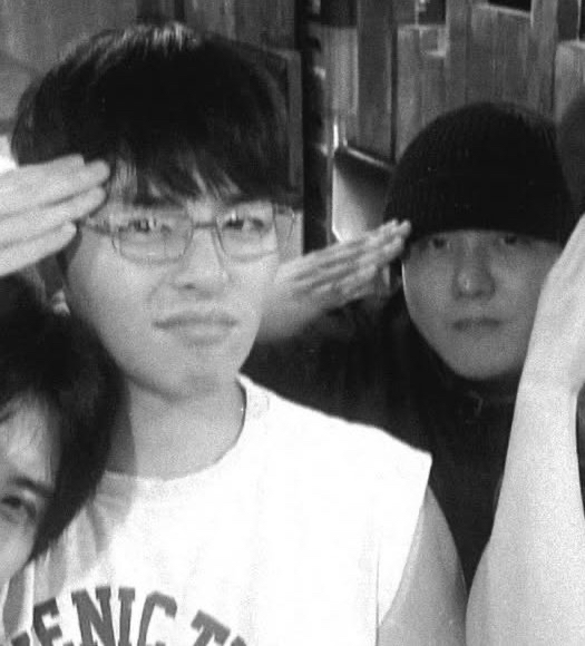 A moment captured by iKON's fan