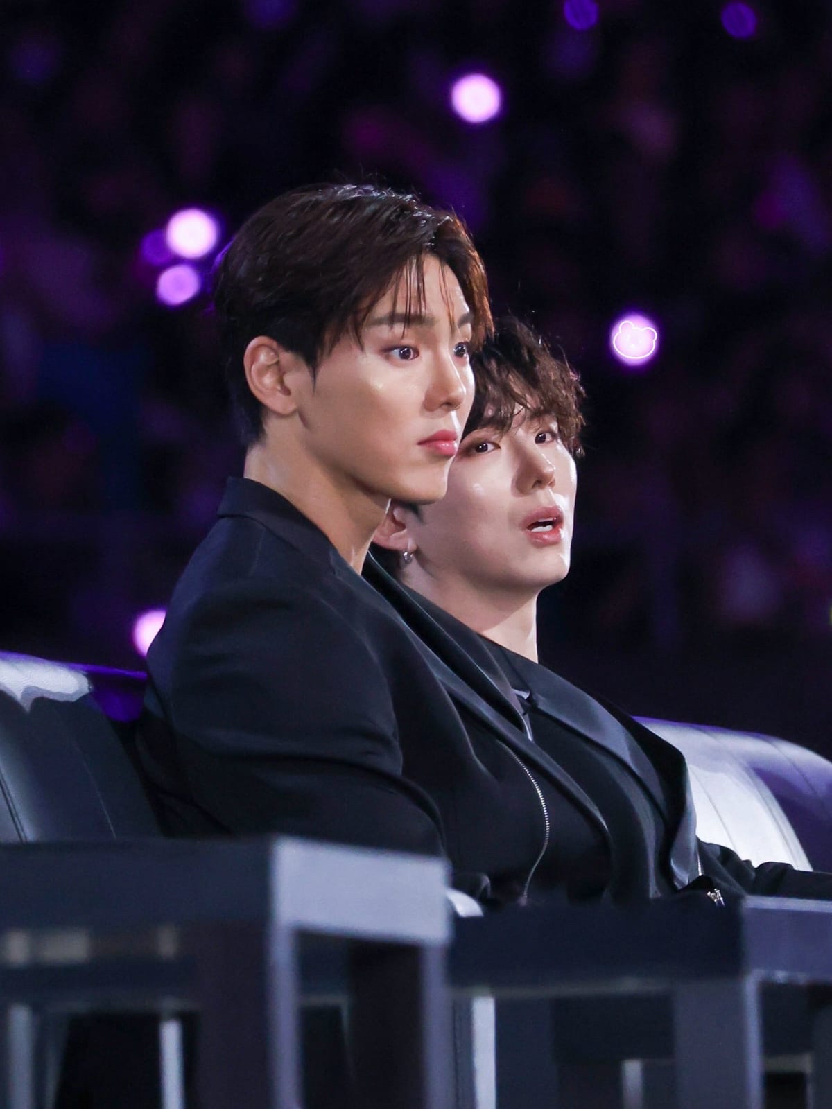 Today's hottest K-pop community feed