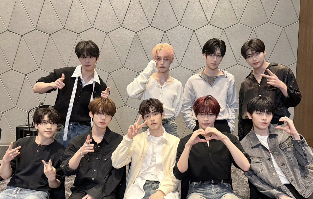 Behind-the-scenes cut of ZEROBASEONE