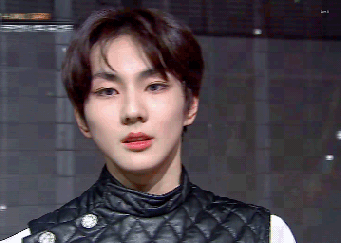 Latest photo of Jungwon (ENHYPEN)