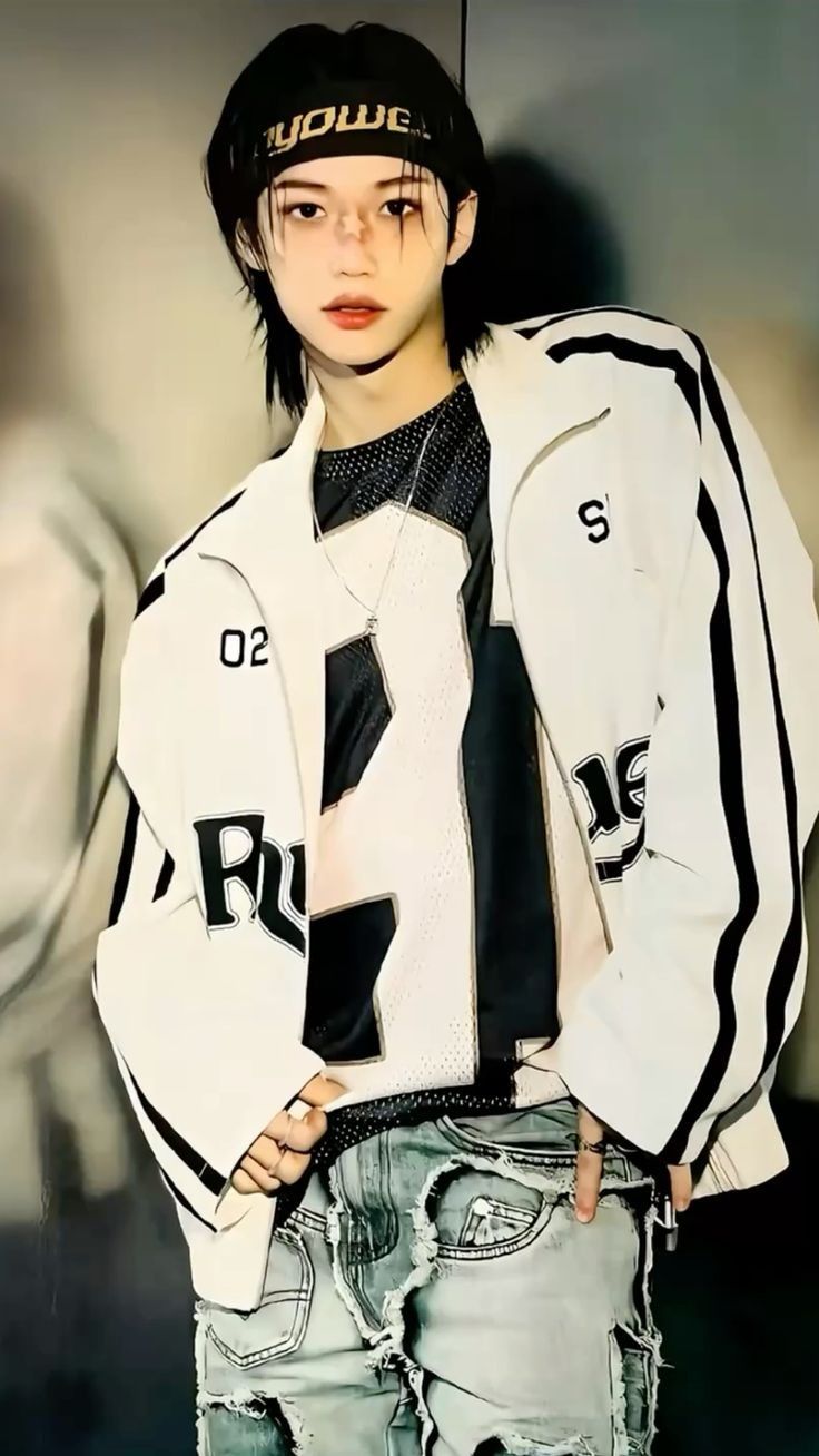 Recent activity shot of Felix (Stray Kids)