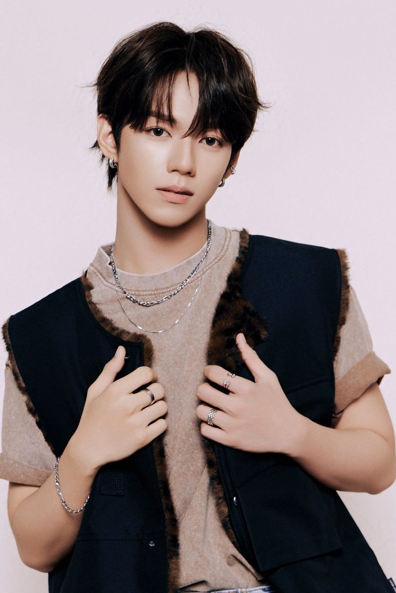 Latest photo of JL (AHOF)