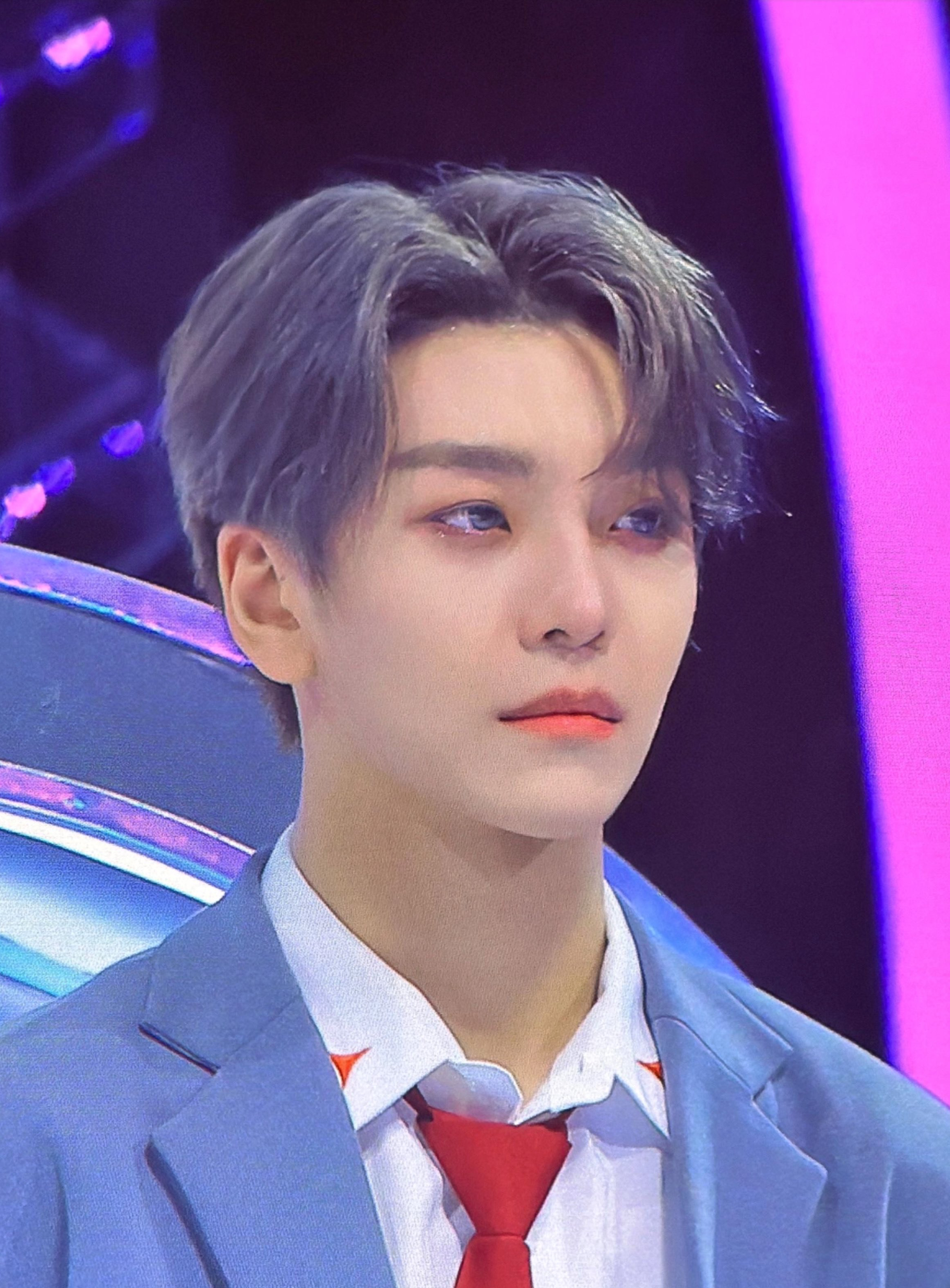 Behind-the-scenes cut of He Xinlong (ALPHA DRIVE ONE)