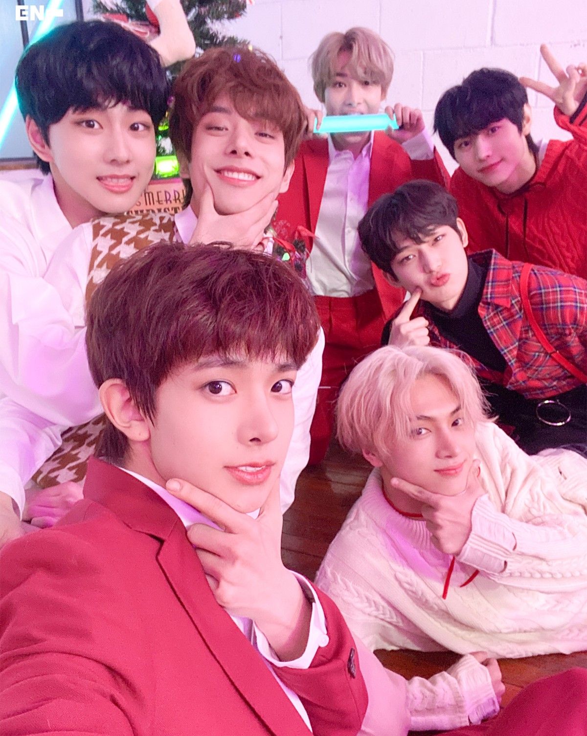 Foto terbaru ENHYPEN