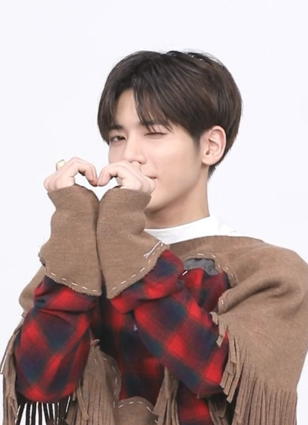 太顯 (TOMORROW X TOGETHER)粉絲拍下的瞬間