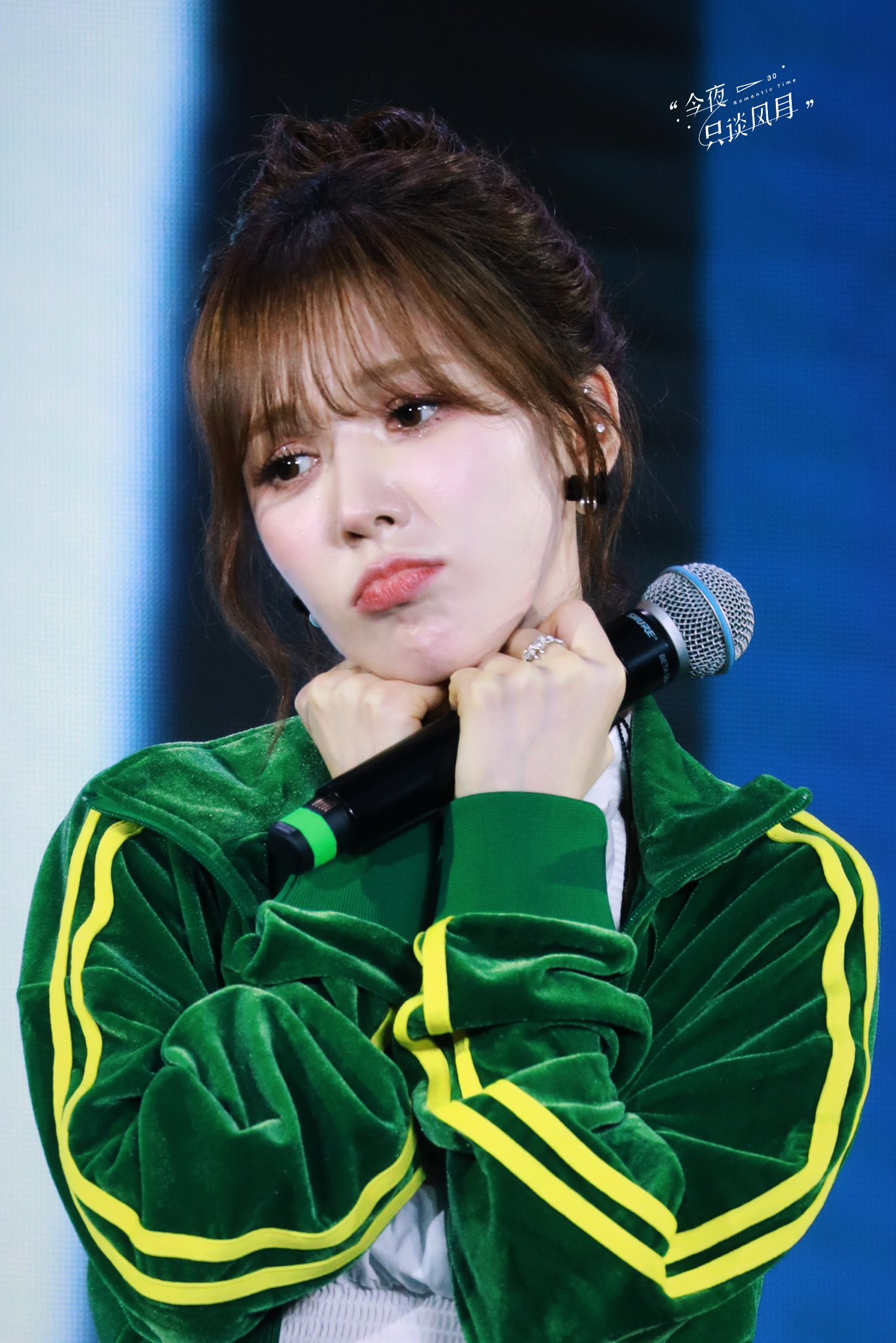 Behind-the-scenes cut of Wendy (Red Velvet)