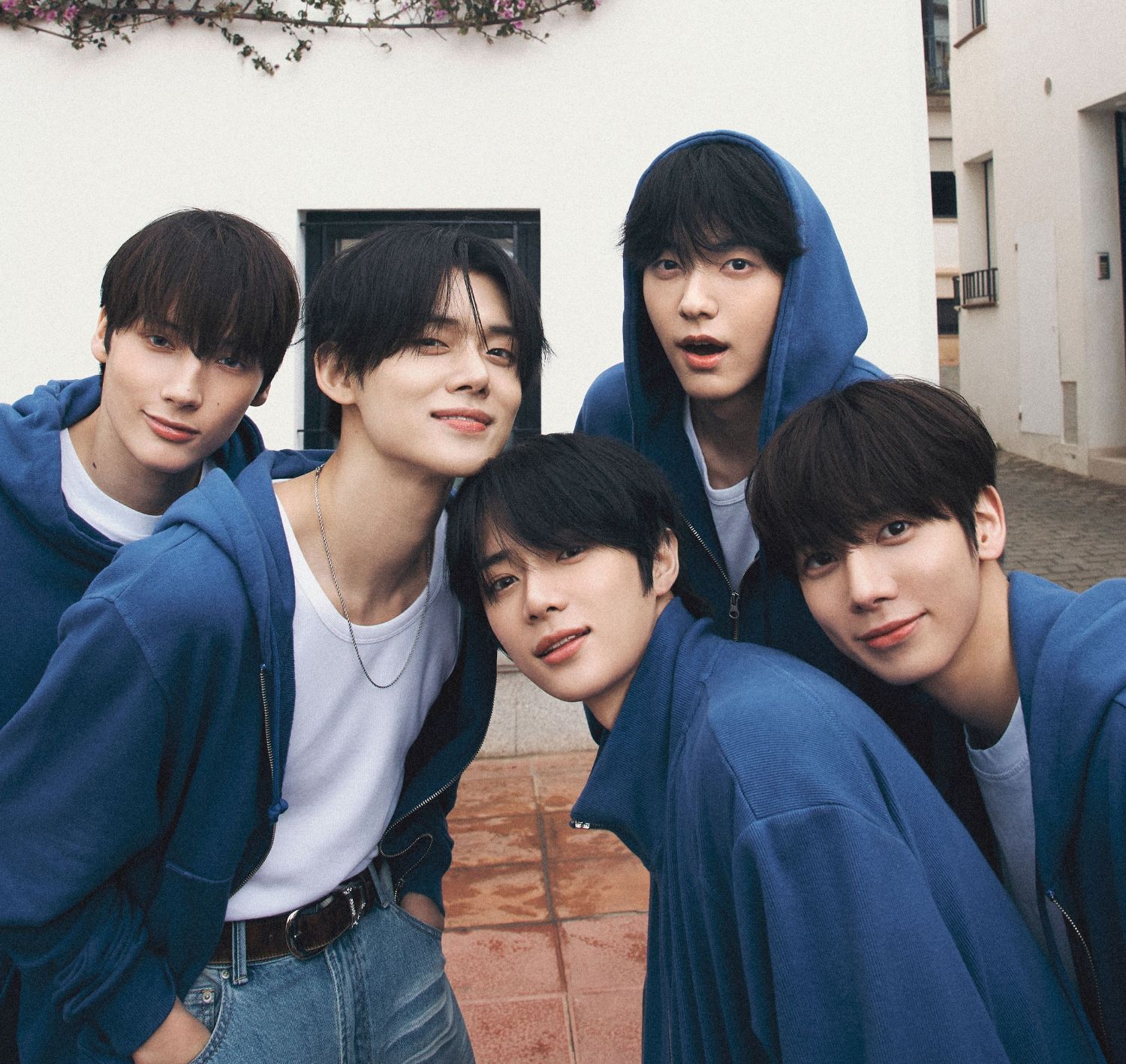 Latest photo of TOMORROW X TOGETHER