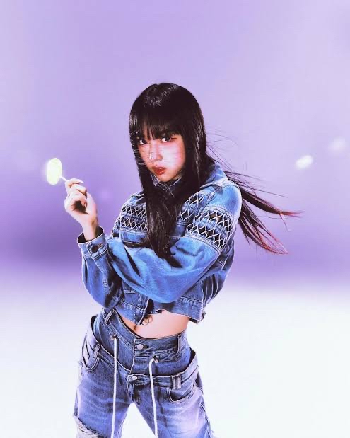 Behind-the-scenes cut of Kim (VVUP)