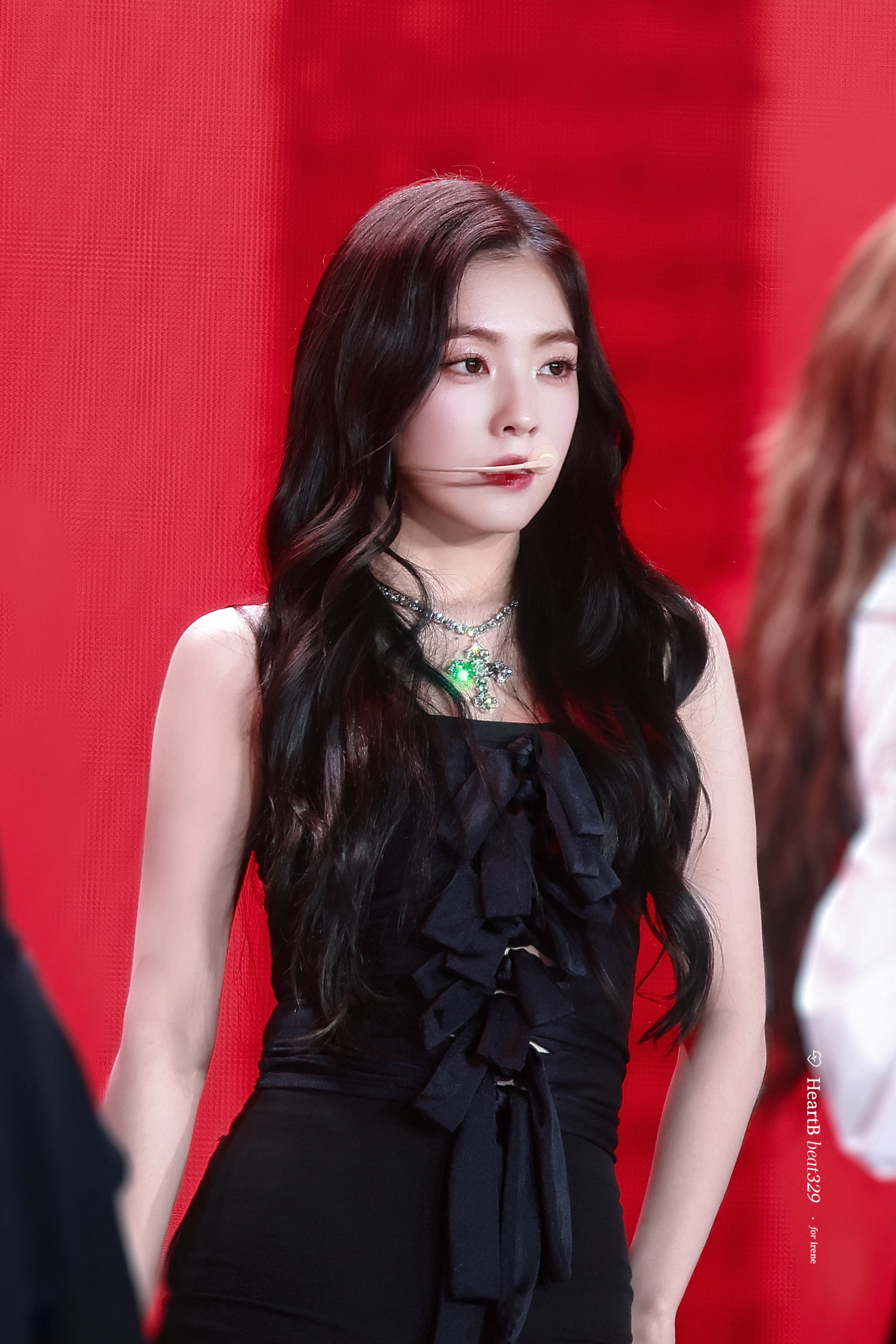 Irene (Red Velvet)的最新照片