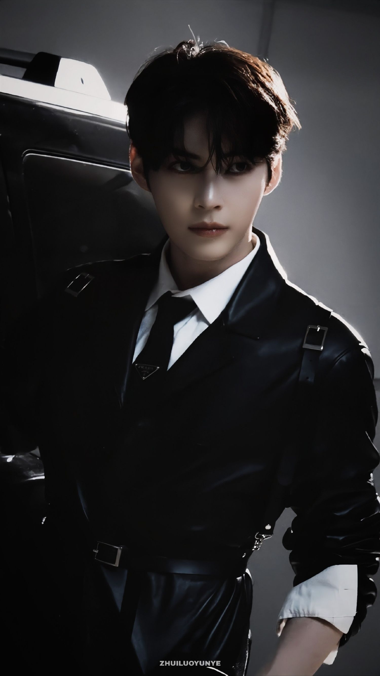 A heartfelt wallpaper shared by Sung Hanbin (ZEROBASEONE)'s fans