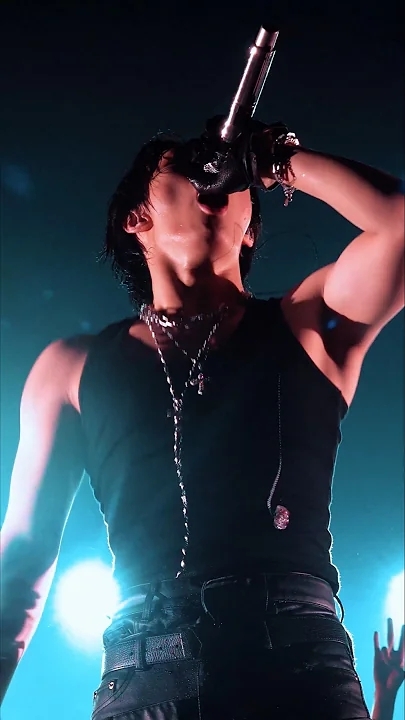 Behind-the-scenes cut of Mingi (ATEEZ)