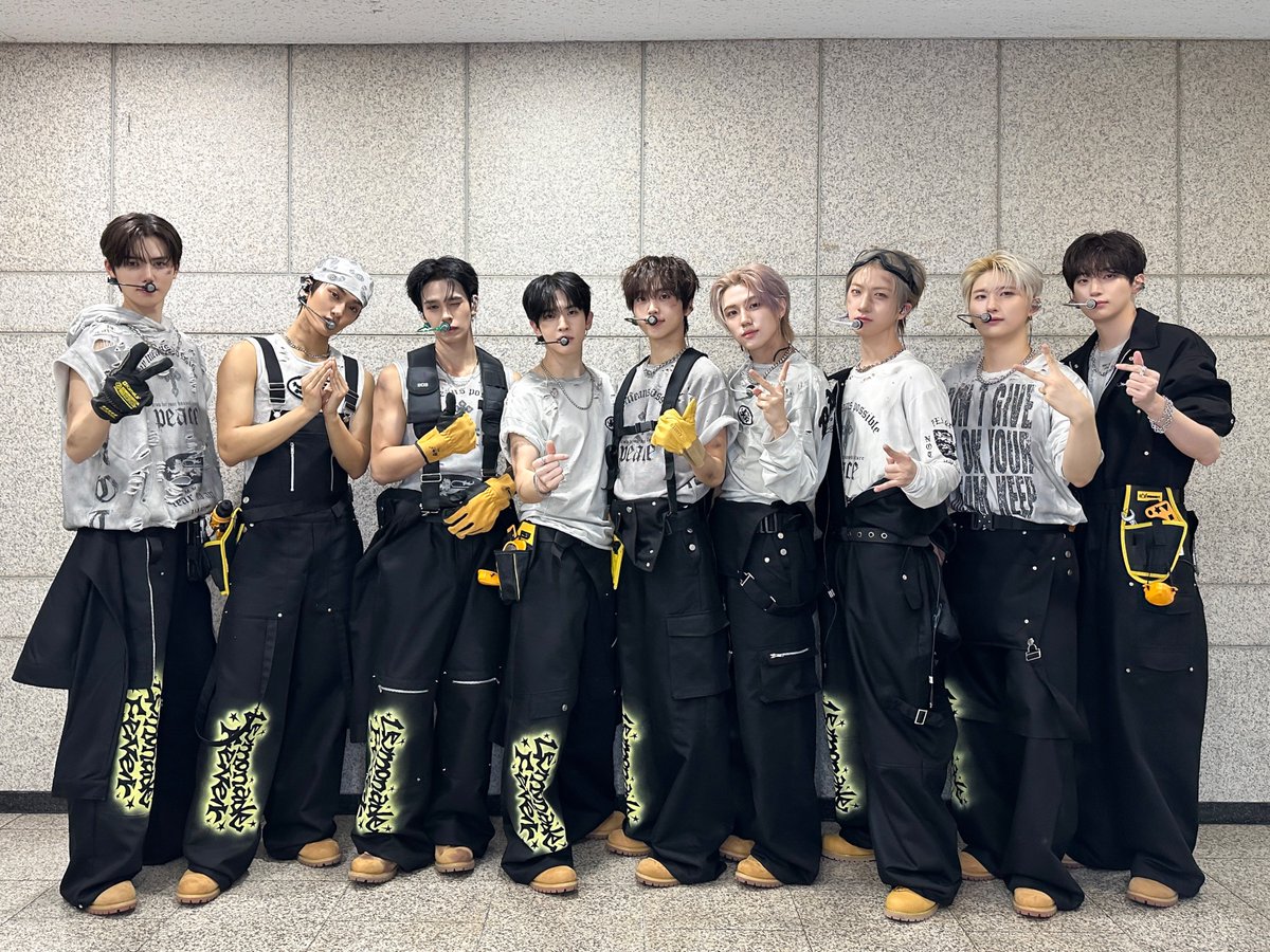 Recent activity shot of CRAVITY