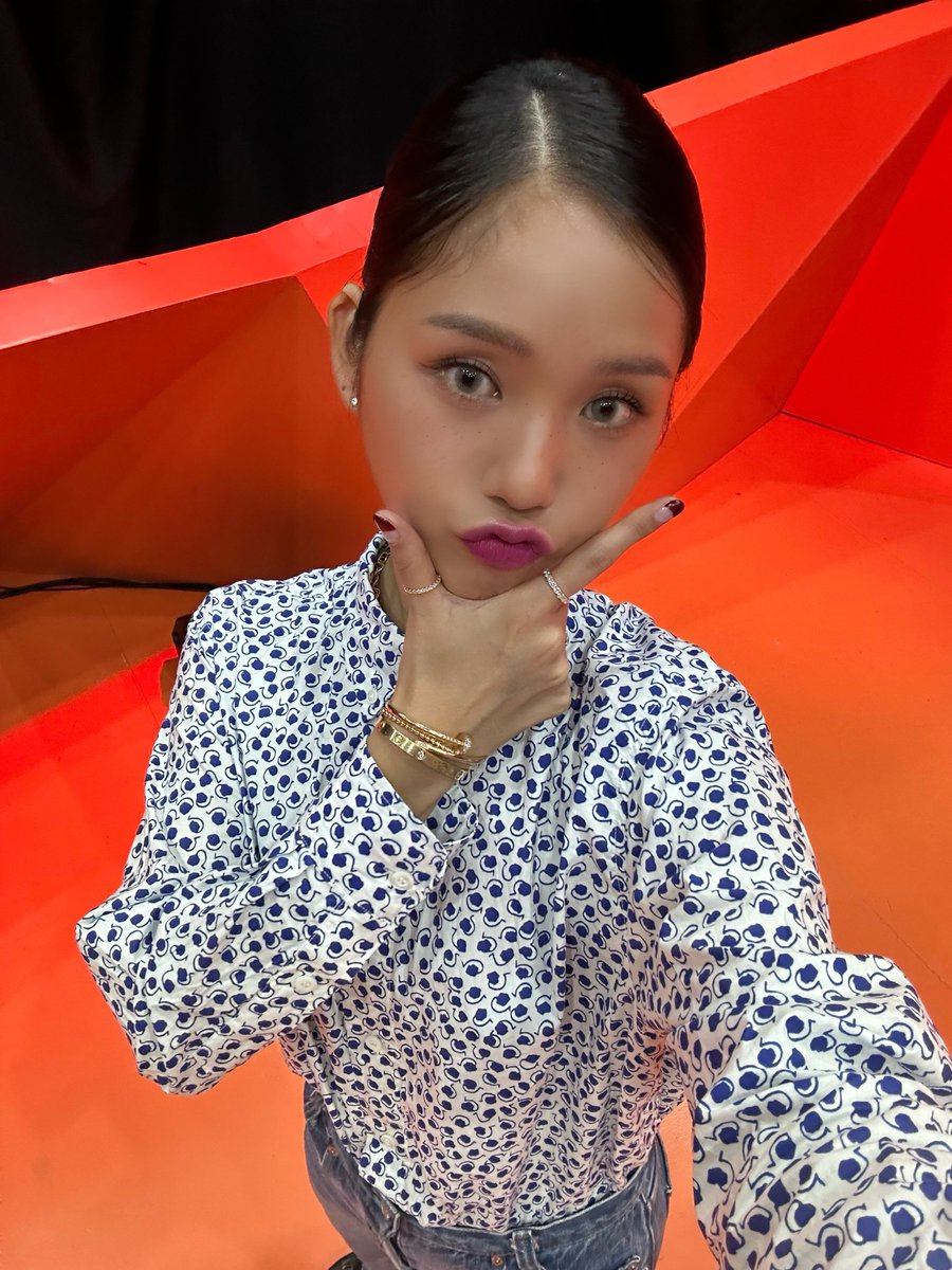 오마이걸 최근 활동샷