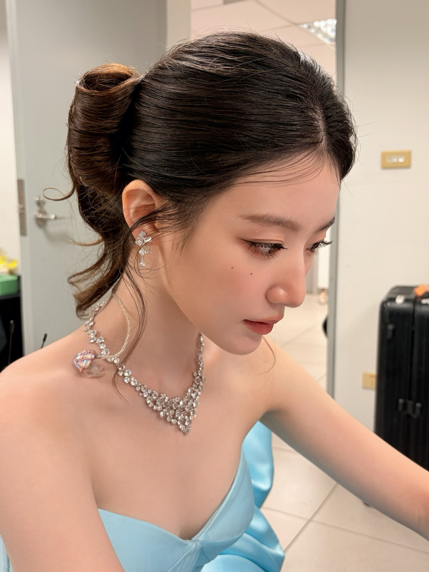 Behind-the-scenes cut of Shuhua (i-dle)