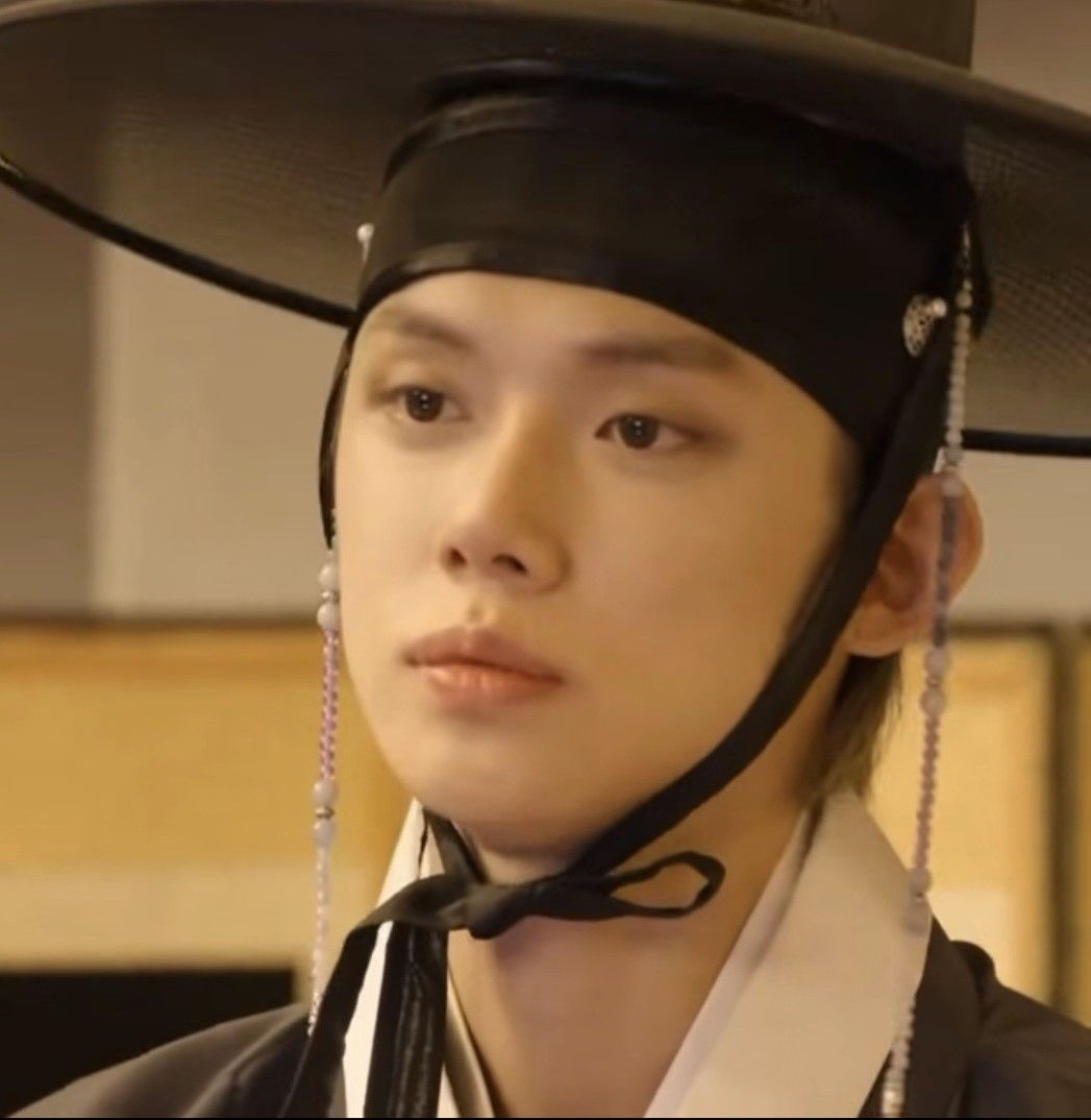 A moment captured by Yeonjun (TOMORROW X TOGETHER)'s fan