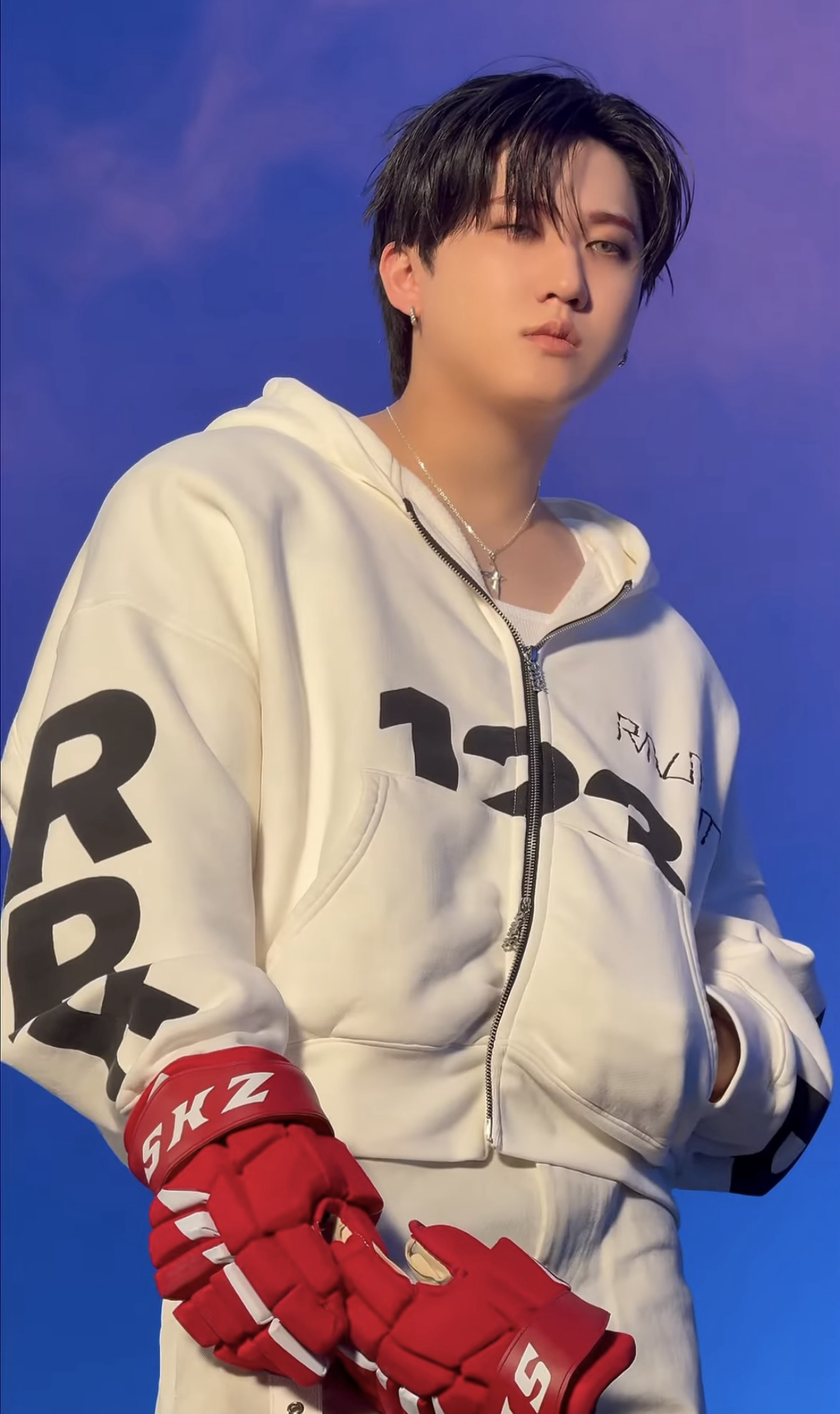 Today's most popular wallpaper in the Changbin (Stray Kids) community