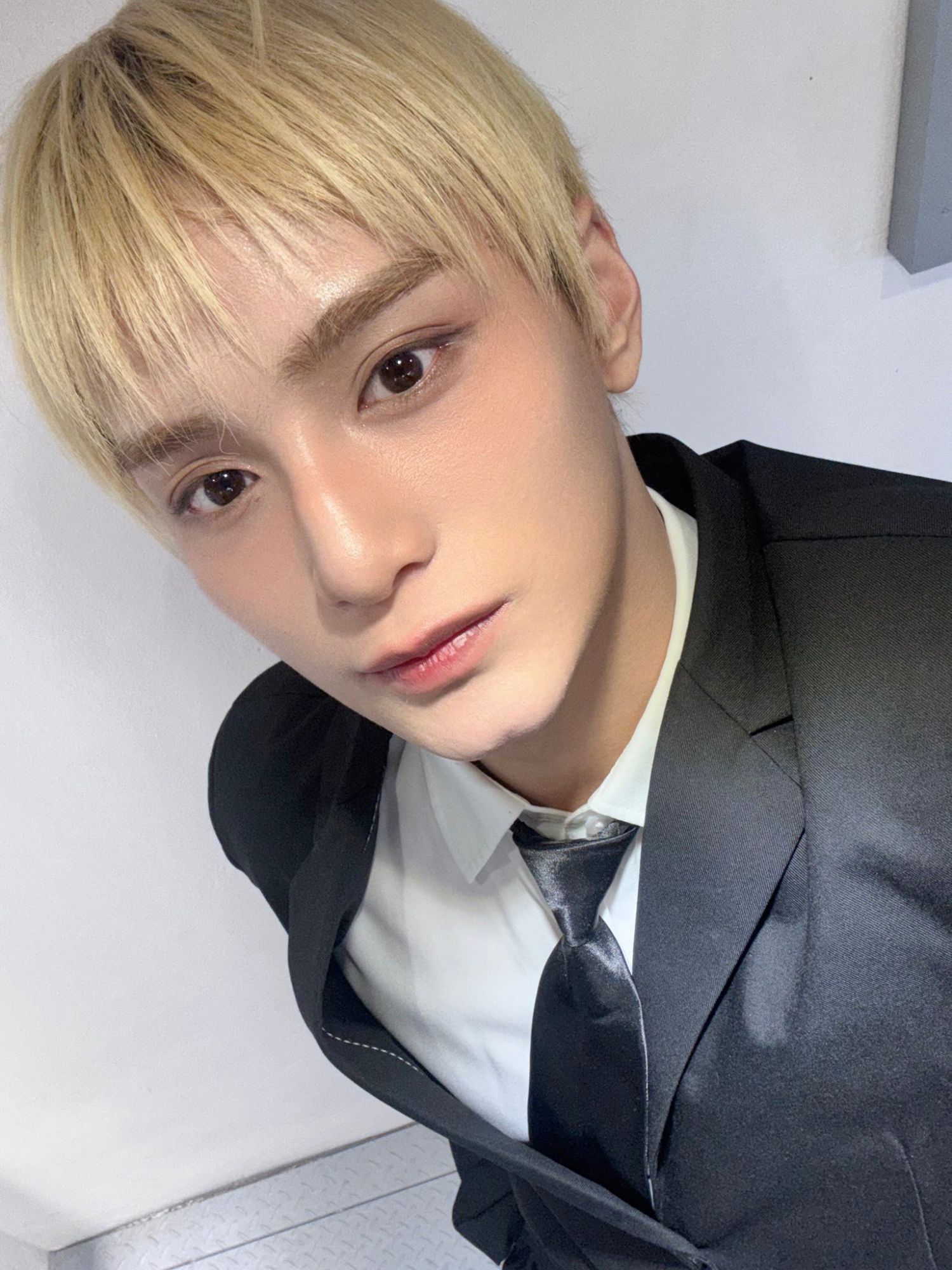 Behind-the-scenes cut of Zayyan (XODIAC)