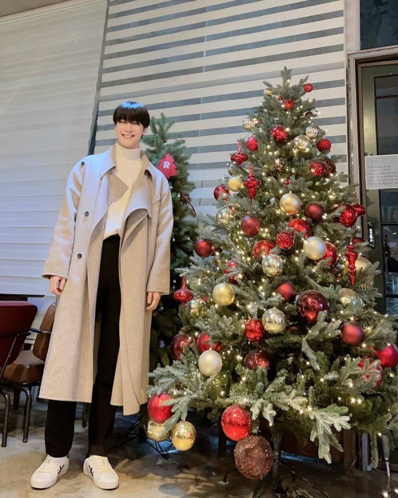 Recent activity shot of Moonbin (ASTRO)