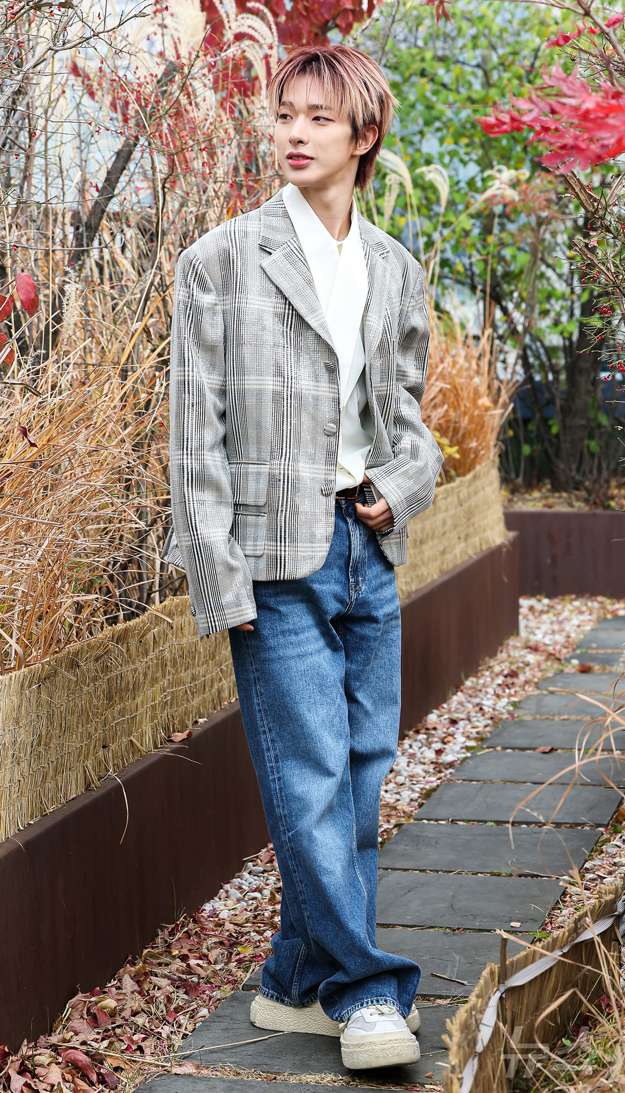 Today's most popular wallpaper in the Tomoya (NEXZ) community