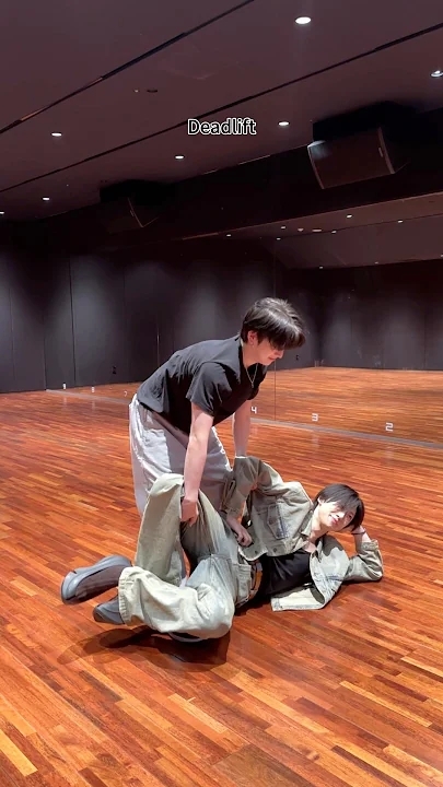 Fuma (&TEAM)粉丝拍下的瞬间