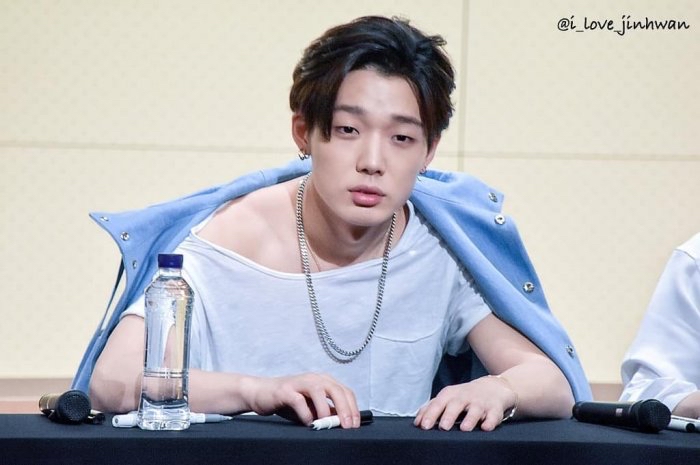 Foto terbaru BOBBY (iKON)